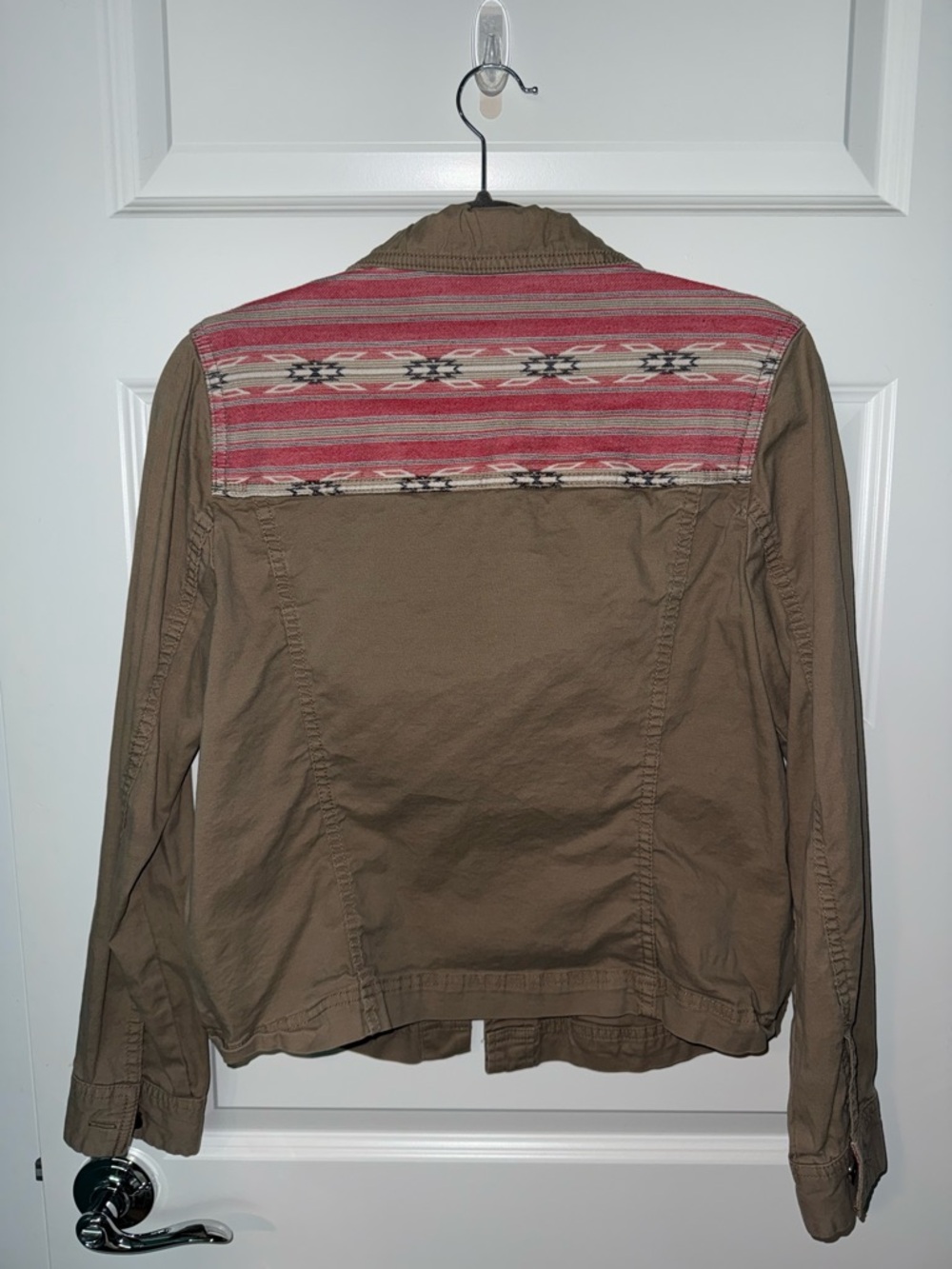 Pendleton Tan Jacket with Pink Aztec Shoulder Panels - Picture 2 of 4